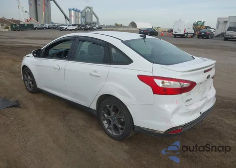 2013 Ford Focus Se z USA, uszkodzony, nr VIN 1FADP3F25DL164751